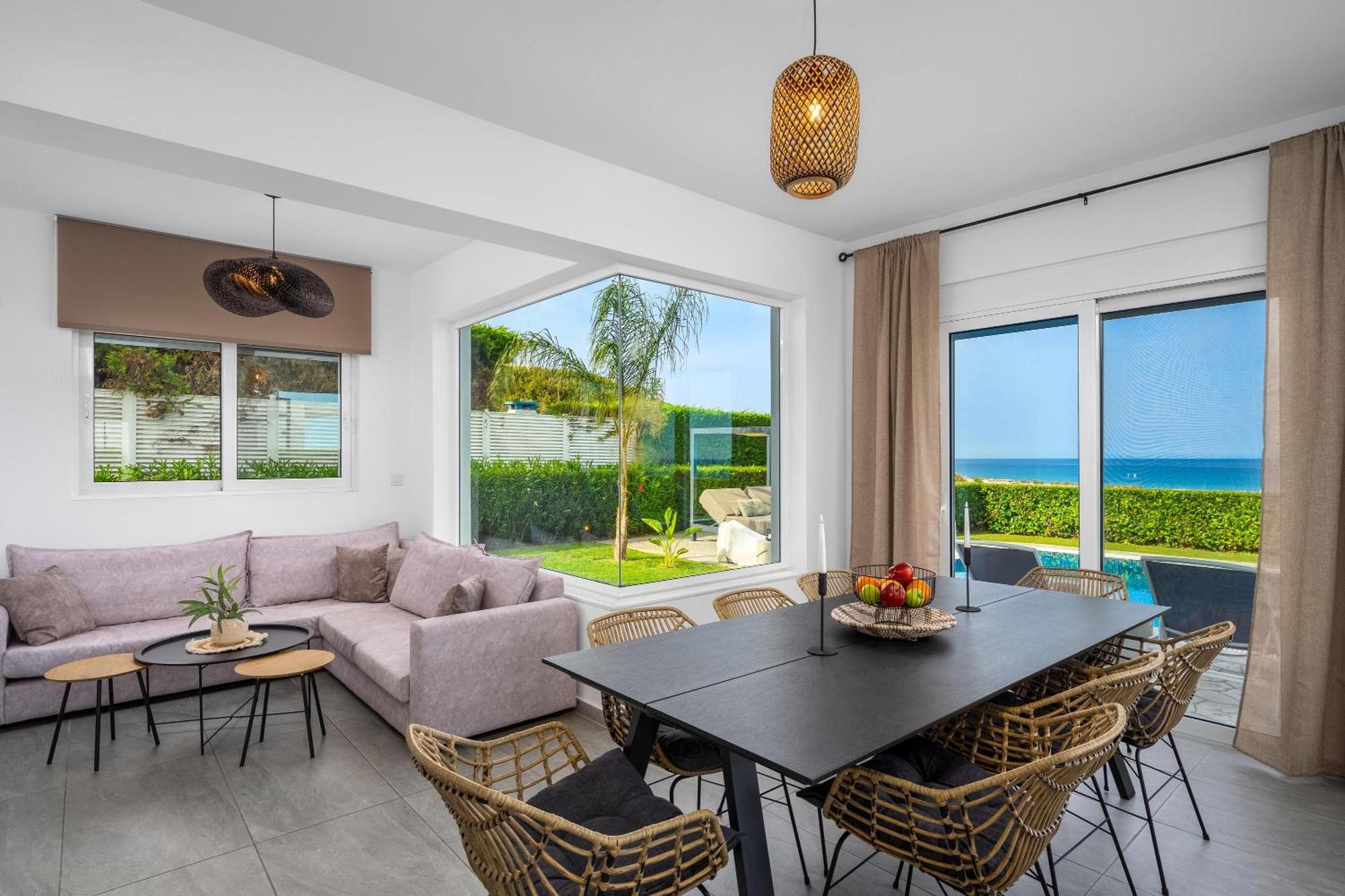 Villa Hill & Sea View