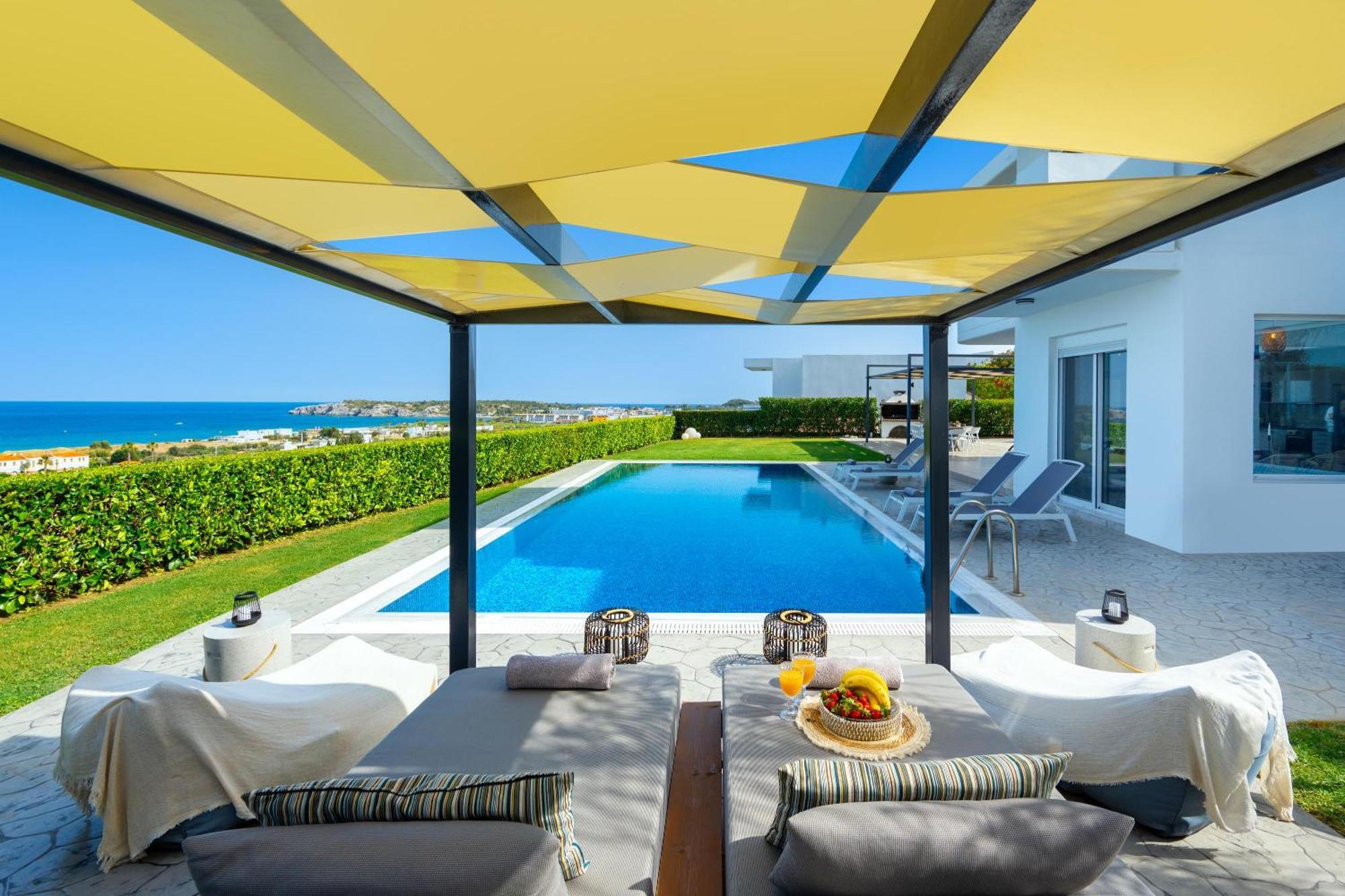 Villa Hill & Sea View